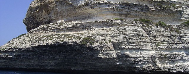 800px-Cliffs_Bonifacio