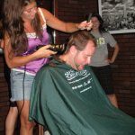 DJ digitalflood getting his head shaved.